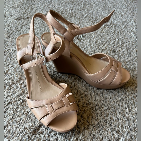 Gianni Bini Women’s Slingback Wedge Shoes size 6 - Picture 4 of 14